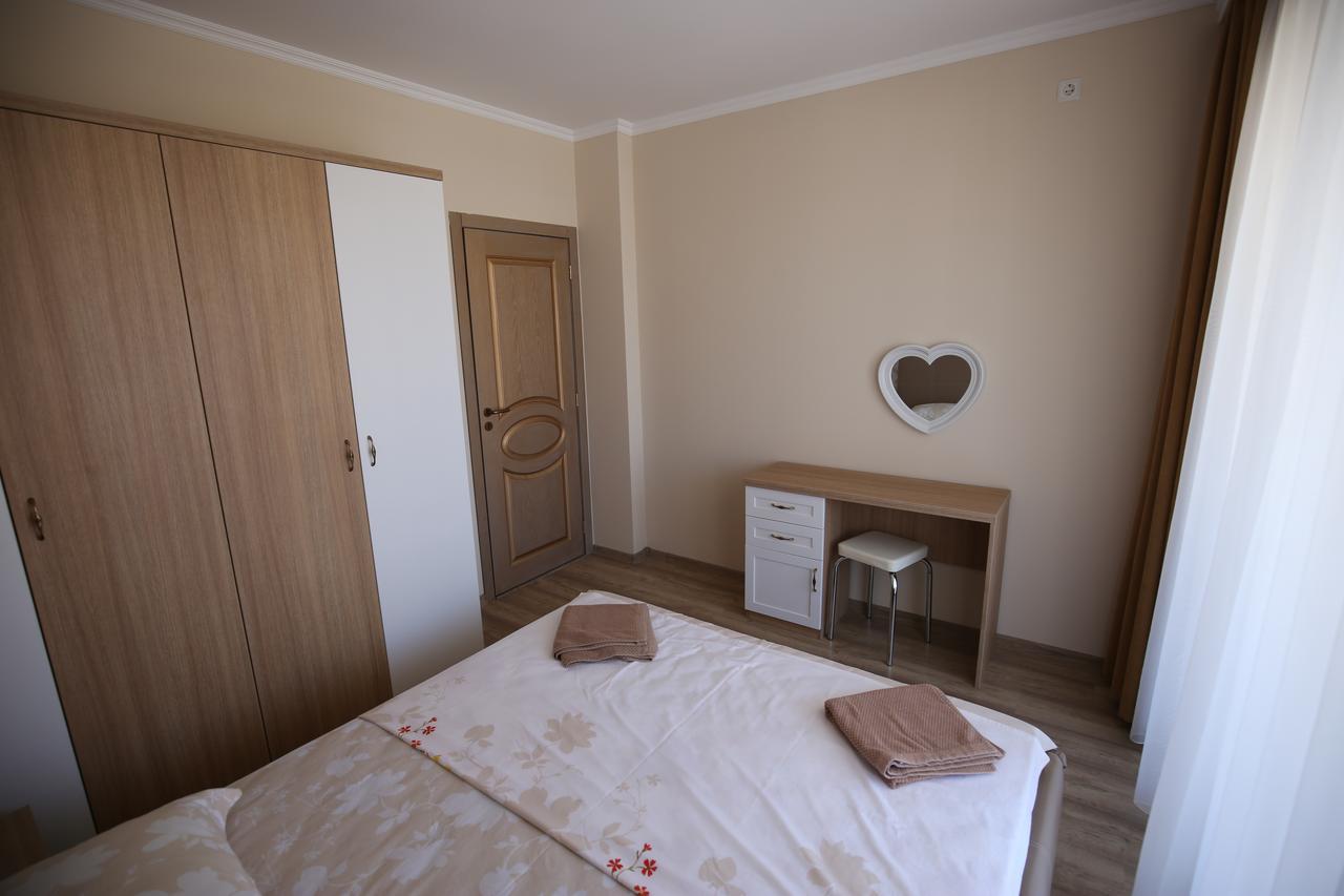 Apartments In Rif 3 Ravda Luaran gambar