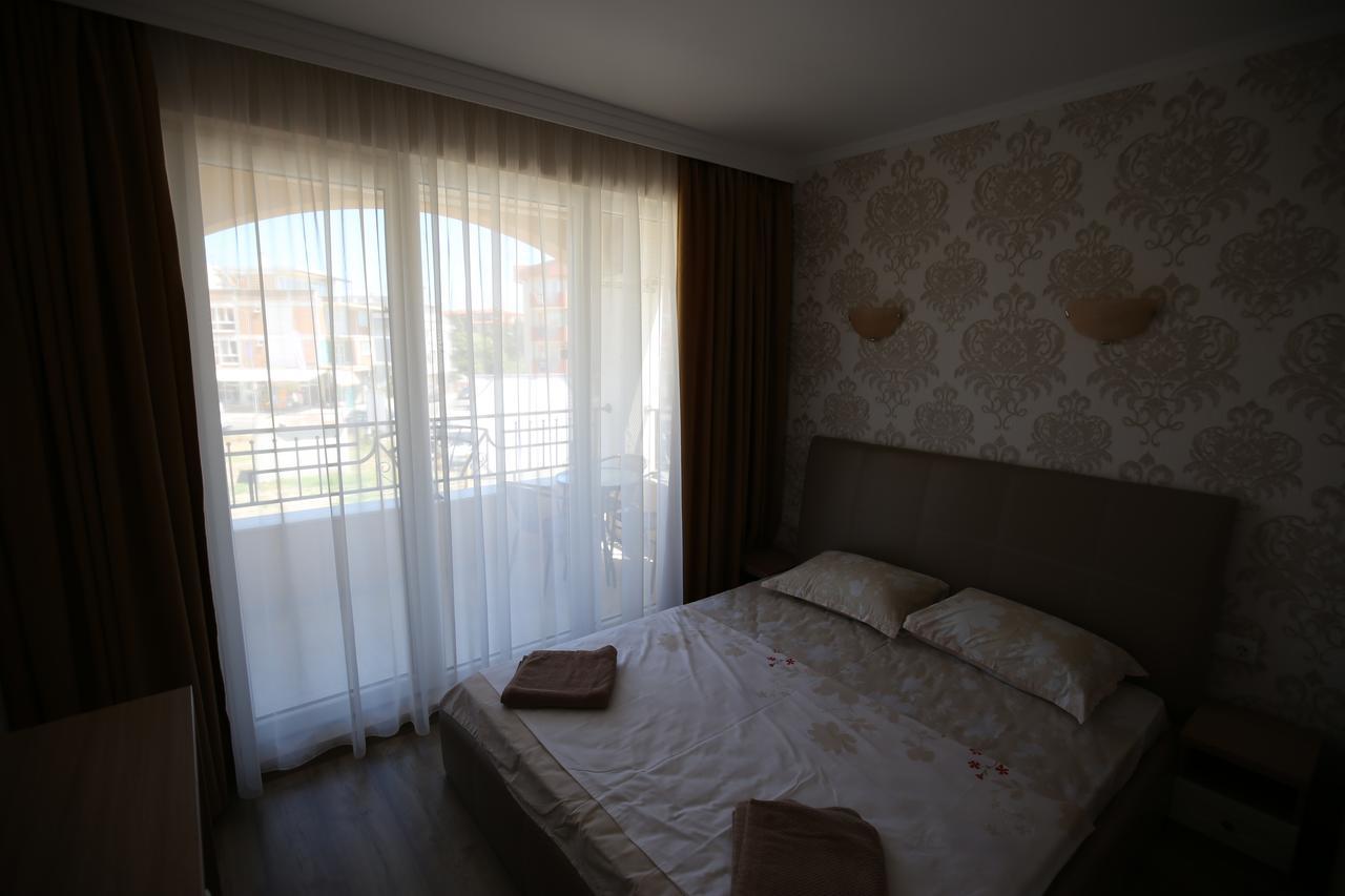 Apartments In Rif 3 Ravda Luaran gambar