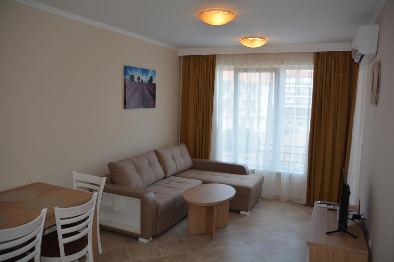 Apartments In Rif 3 Ravda Luaran gambar