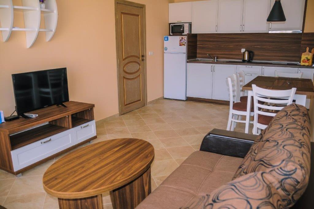 Apartments In Rif 3 Ravda Luaran gambar