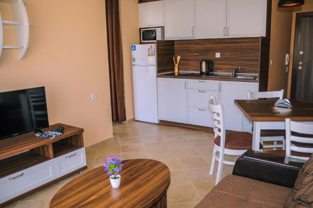 Apartments In Rif 3 Ravda Luaran gambar