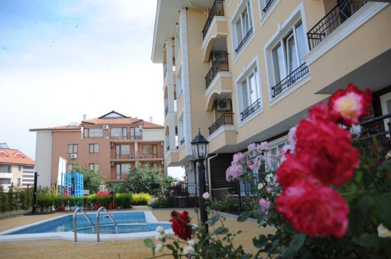 Apartments In Rif 3 Ravda Luaran gambar